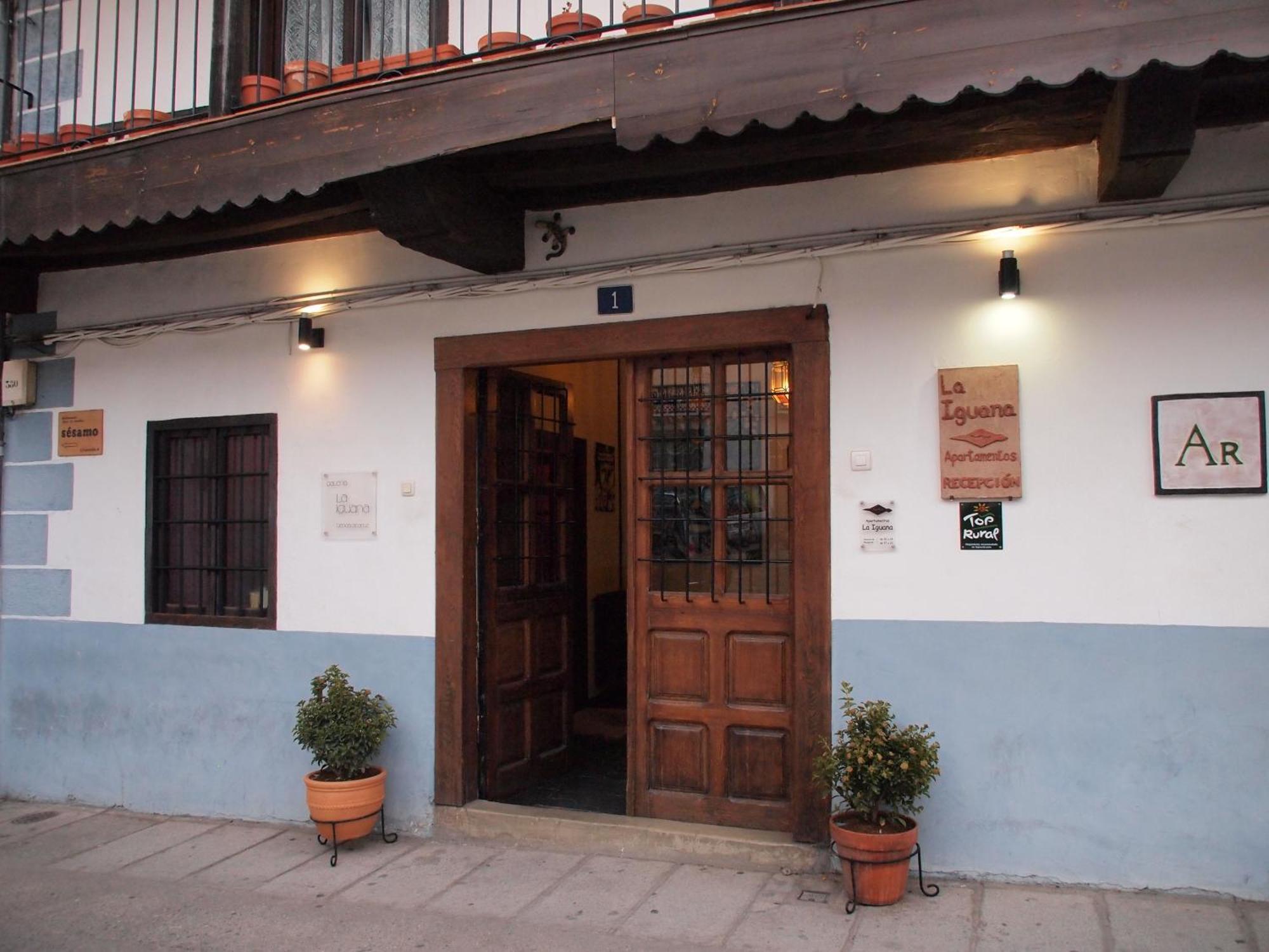 Apartamentos La Iguana Hervás Exterior foto